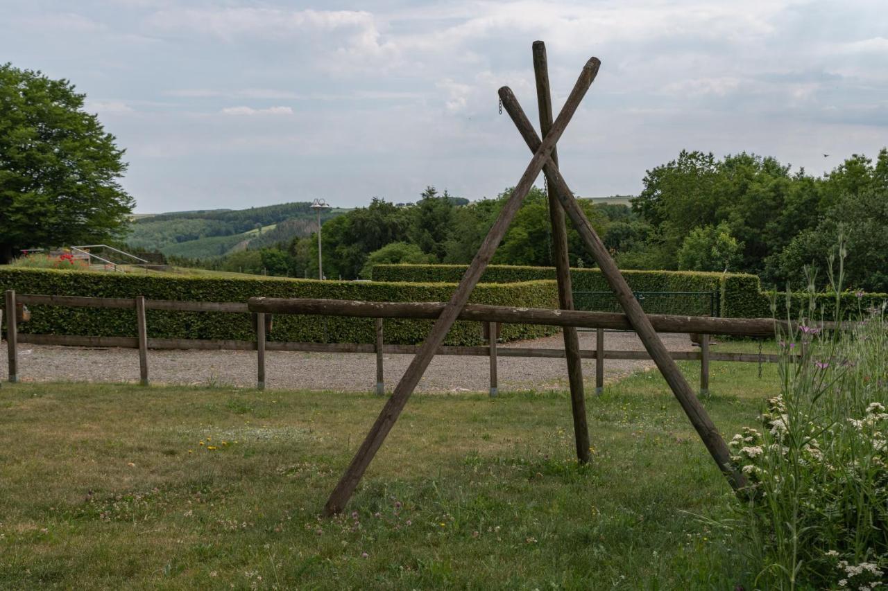 Chanteloup, Maison D'Hotes - Halleux Halleux  Exteriér fotografie